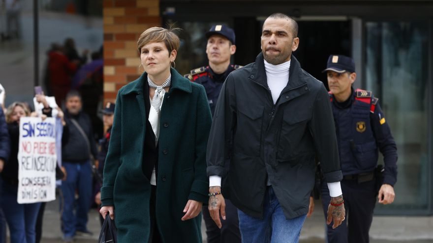 Alves, absuelto: los jueces no se creen a la denunciante pese a admitir que fue "persistente" desde el principio