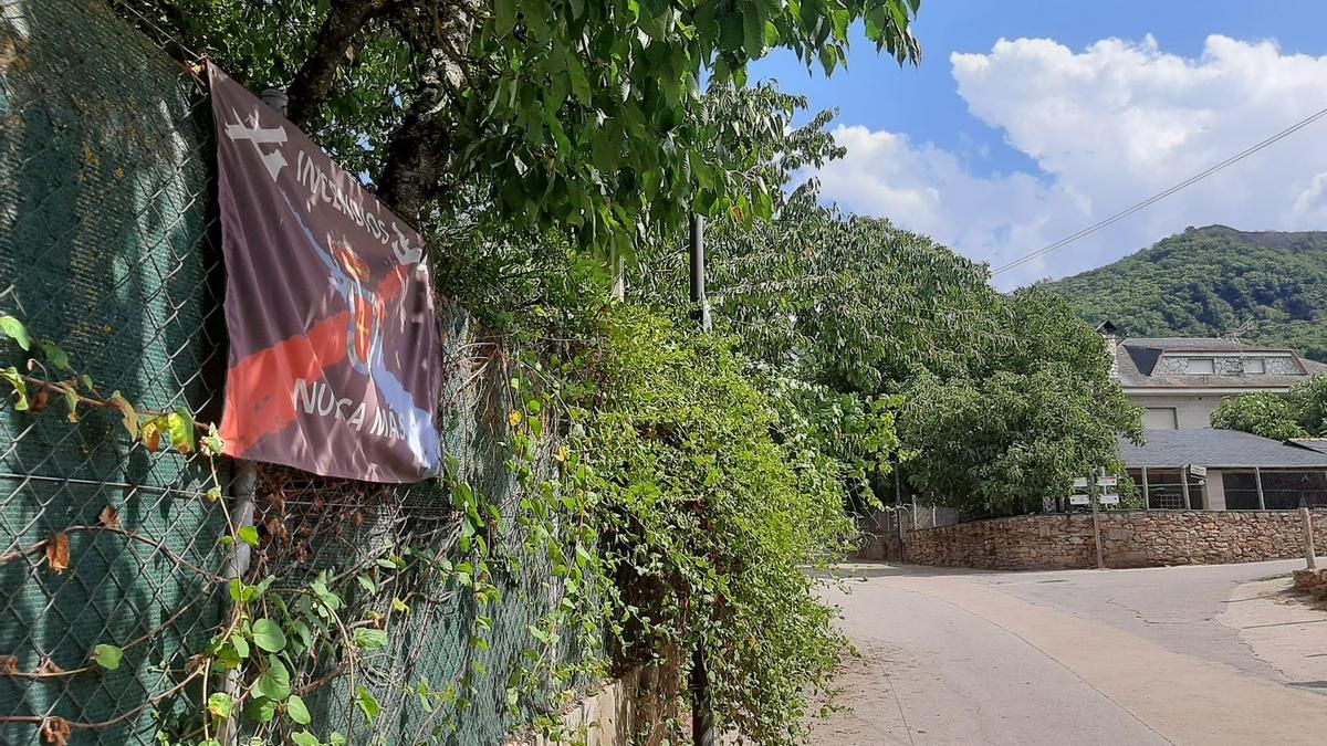 Un conato de incendio en Yeres desata la alarma en el entorno de Las Médulas un año después del gran fuego