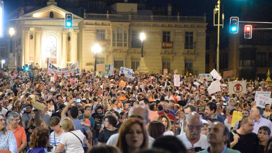La lucha por el soterramiento de las vías de tren en Murcia llega a un documental en vísperas del juicio a tres detenidos
