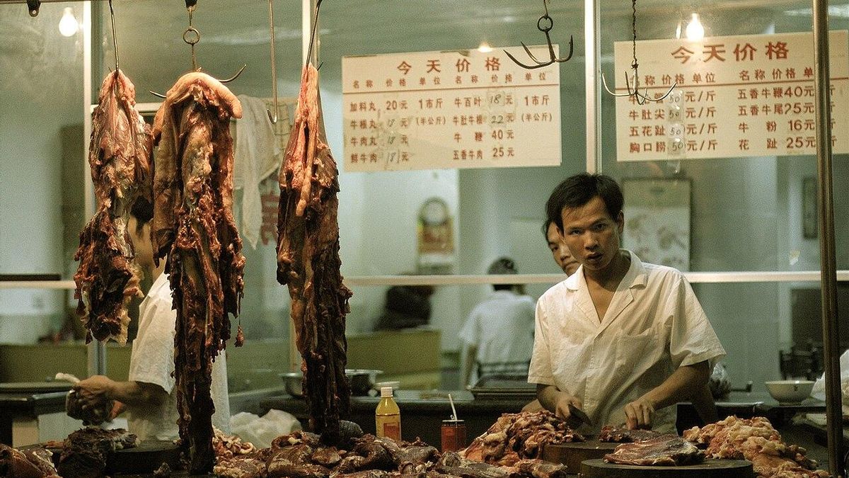 Los riesgos sanitarios aumentan por la falta de control e higiene