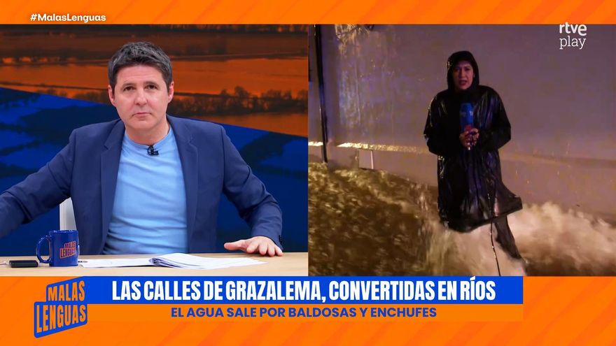 Críticas a 'Malas lenguas' de RTVE por una peligrosa conexión desde Grazalema: "Fíjate cómo nos lleva el agua ahora"