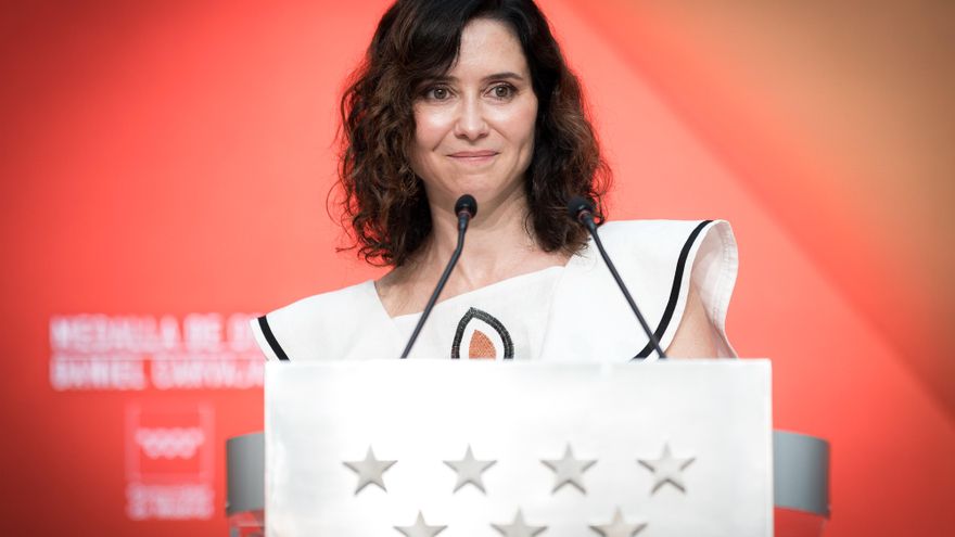 Ayuso frames the judicial investigation of residences protocols in another "State operation" against him