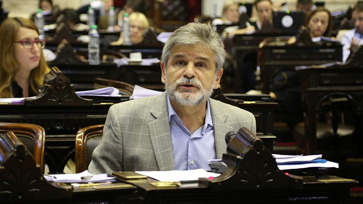 "Milei vino a romper el péndulo que hubo en los 40 años de democracia, con momentos de mayor y de menor apoyo a la ciencia", dice Filmus.