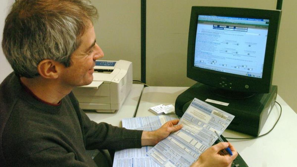 La declaración de la renta más solidaria: por qué tu 'X' en la casilla 106 vale más que nunca en Extremadura