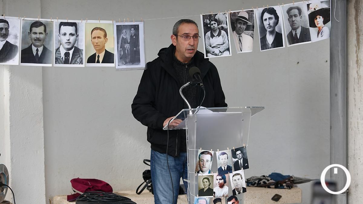 La Plataforma Comisión de la Verdad de Córdoba realiza una exhumación simbólica ante el retraso de las exhumaciones en Córdoba