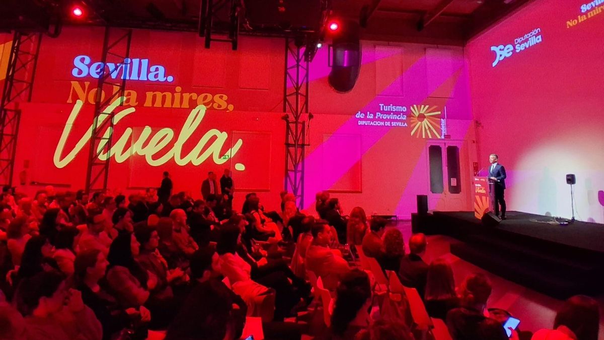 La Diputación reúne al sector turístico en Madrid para animar a "vivir" Sevilla con experiencias "auténticas y compartidas"