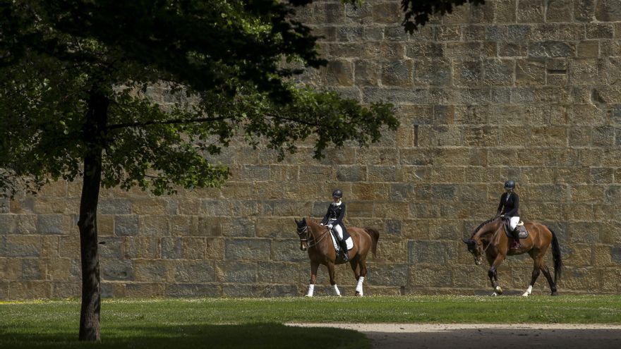 La hípica llega a Pamplona con polémica por su financiación y la protección del monumento de la Ciudadela