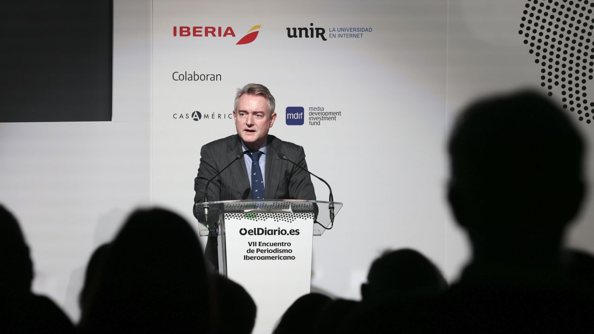 Saludo de León de la Torre en el ''VII Encuentro de Periodismo Iberoamericano''