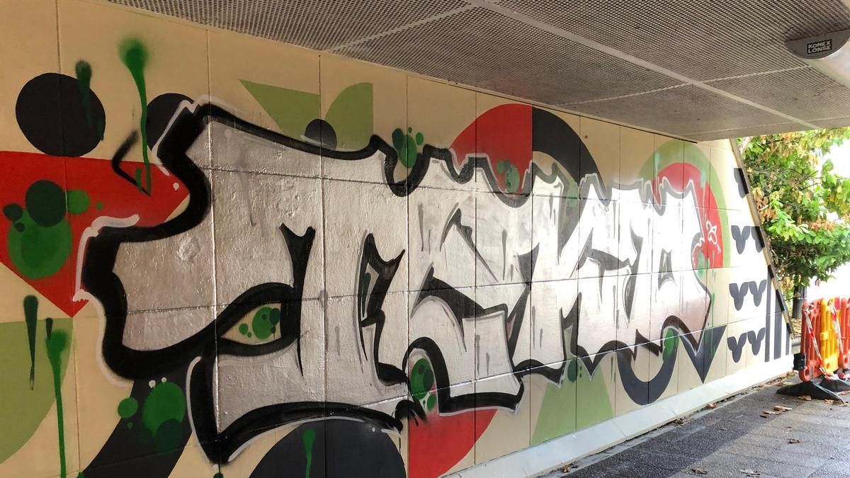 Vandalizan con pintadas un mural a favor de Palestina recién estrenado en Vitoria