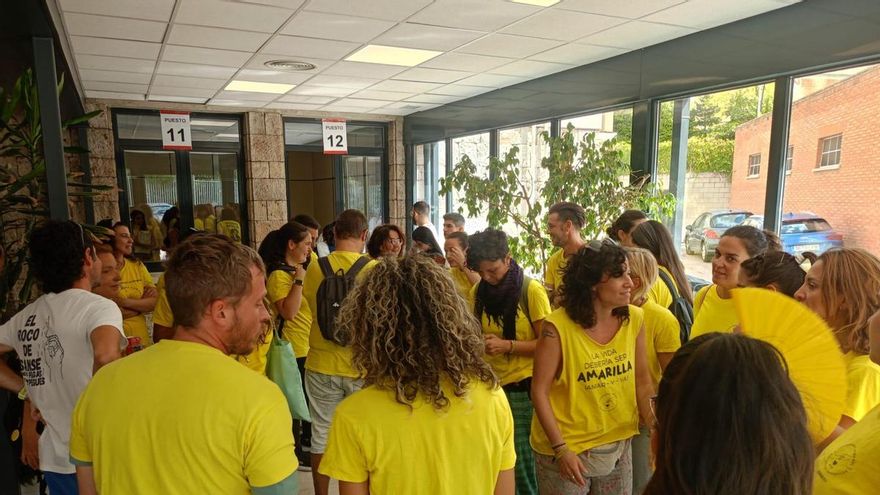 Sentada pacífica de las educadoras infantiles de Madrid para forzar a Ayuso a negociar: "Nos han precarizado"