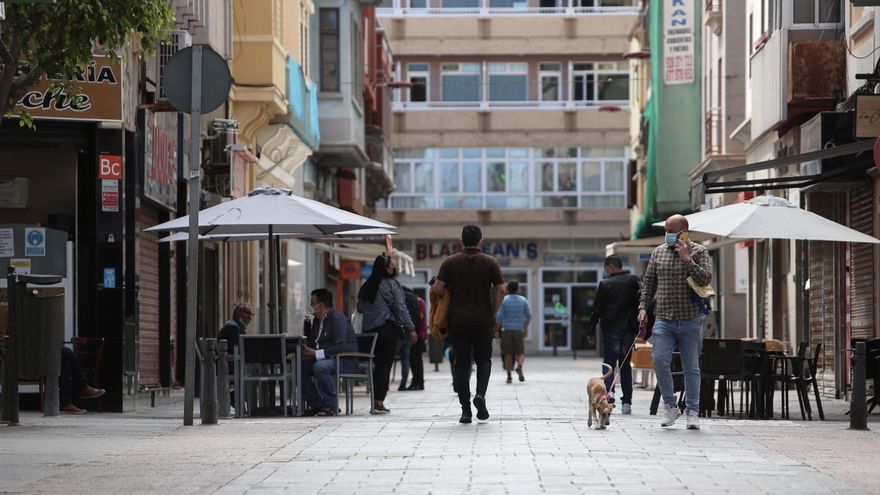 El Gobierno ampliará a más sectores las ayudas estatales, que dejaron fuera a empresas canarias afectadas por la crisis