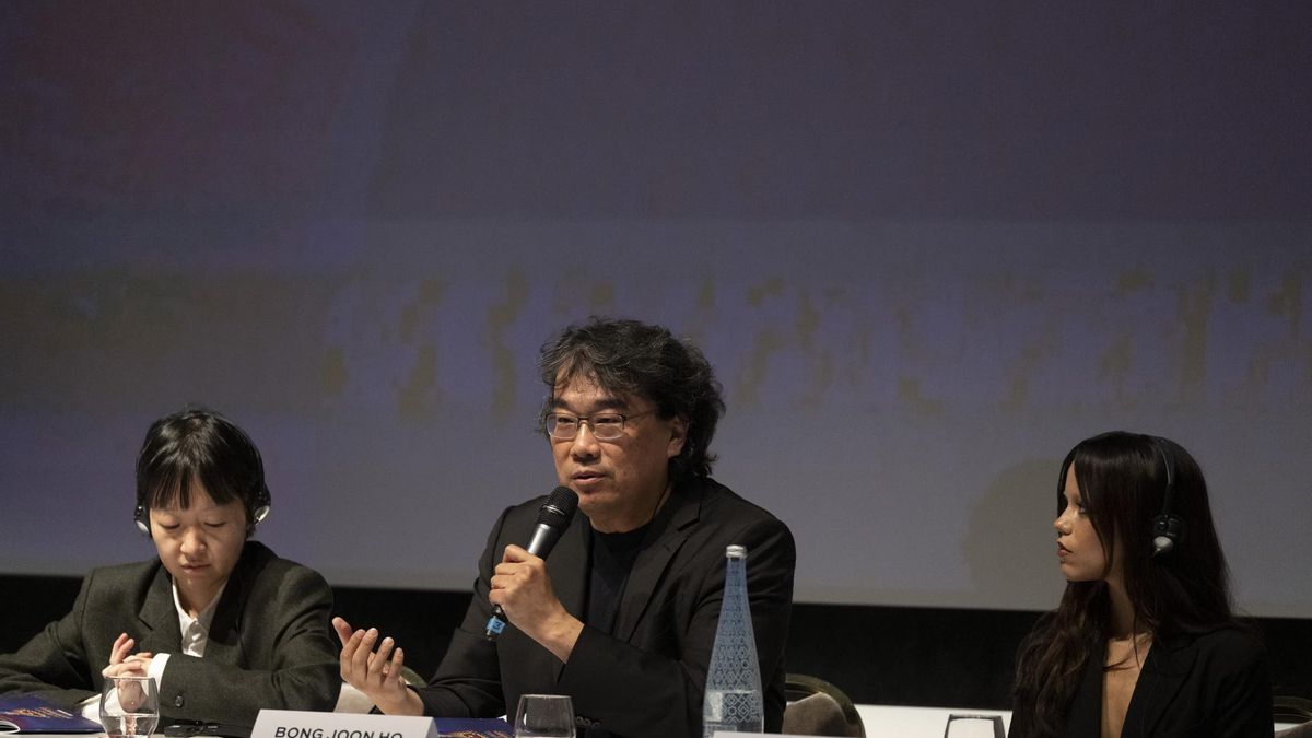 El director de ‘Parásitos’, el último en arremeter contra la IA: "Voy a organizar un escuadrón militar para destruirla"