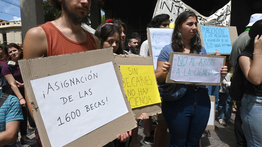 El Conicet redujo a la mitad las becas doctorales de este año