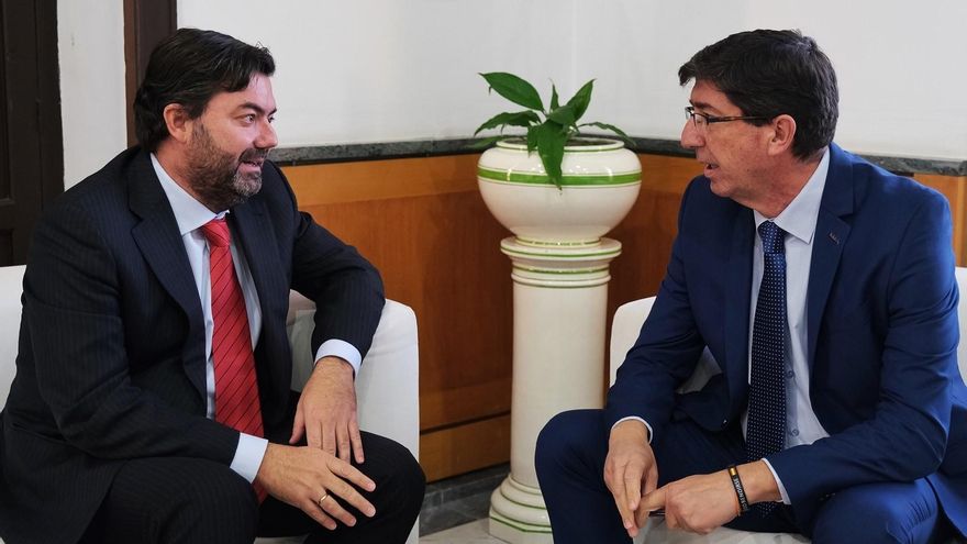 Cs Granada trata de rearmarse poco antes de desaparecer como partido en el Ayuntamiento