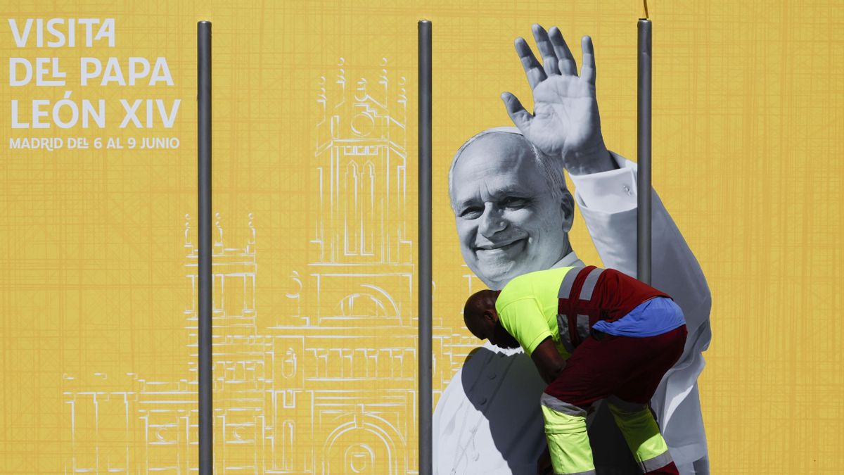 Cómo moverse en Madrid durante la visita del Papa: cortes de tráfico, estaciones de Metro cerradas y bus gratis