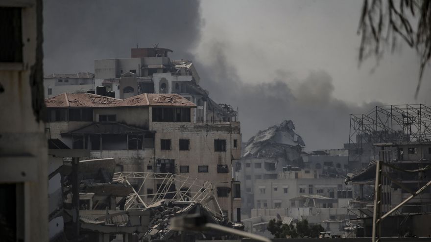 Israel llegó a la mayor ciudad de Gaza y decenas de miles de palestinos intentan huir: “Recen por nosotros"