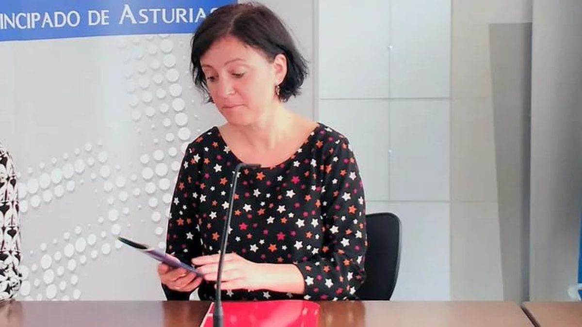 Almudena Cueto, en una imagen de archivo, durante su etapa como directora del Instituto Asturiano de la Mujer.