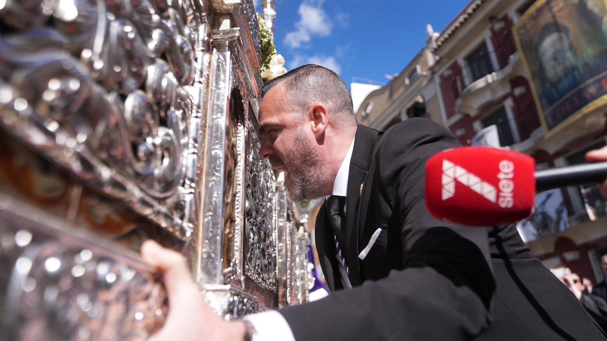 Salida procesional de la Hermandad del Rescatado, en imágenes
