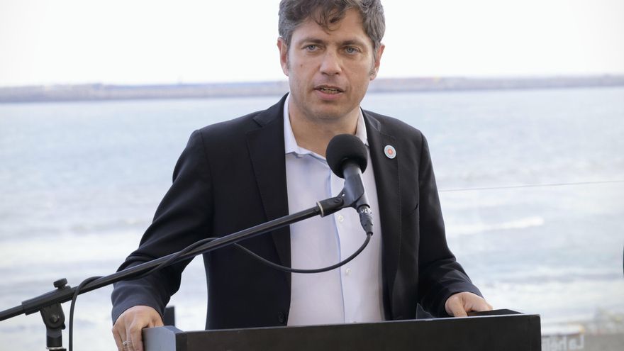 Kicillof hizo un balance del turismo y culpó a Milei por "destruir la temporada" de verano
