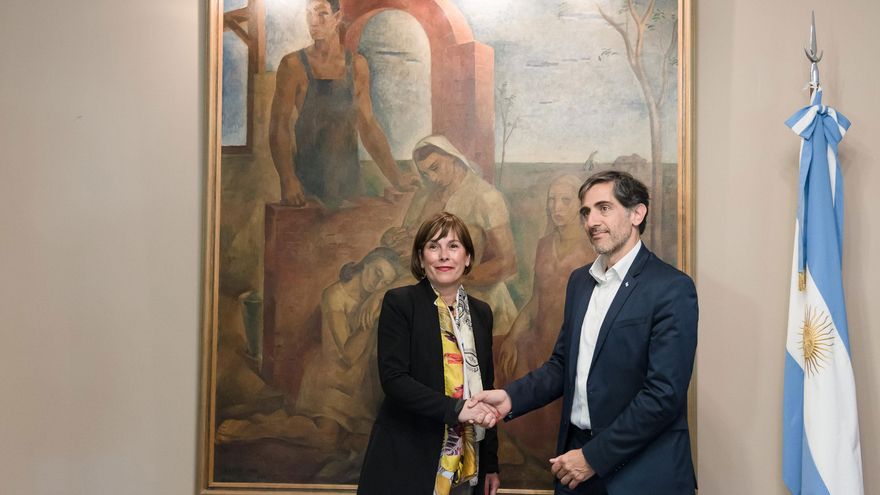 Uxue Barkos con el presidente de la Agencia Argentina de Inversiones y Comercio Internacional, Juan Carlos Tripodi