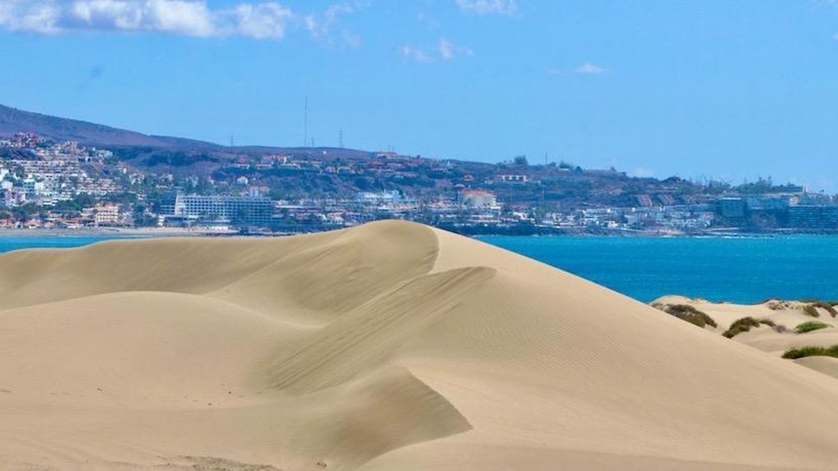 Las altas temperaturas podrían recrudecerse aún más en Canarias este lunes
