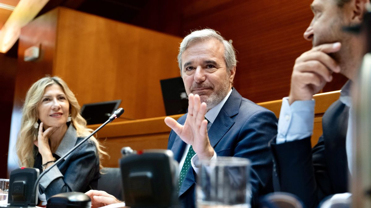 Los partidos políticos se rearman en Aragón: el agosto más plácido en años preludia un otoño agitado