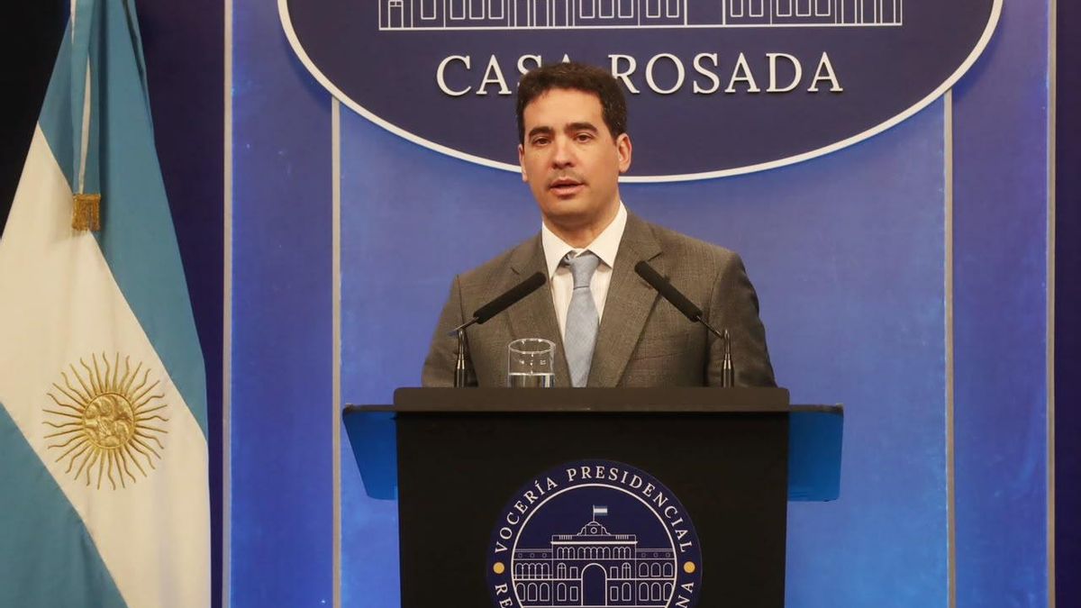 Adrián Ravier, vocero presidencial.
