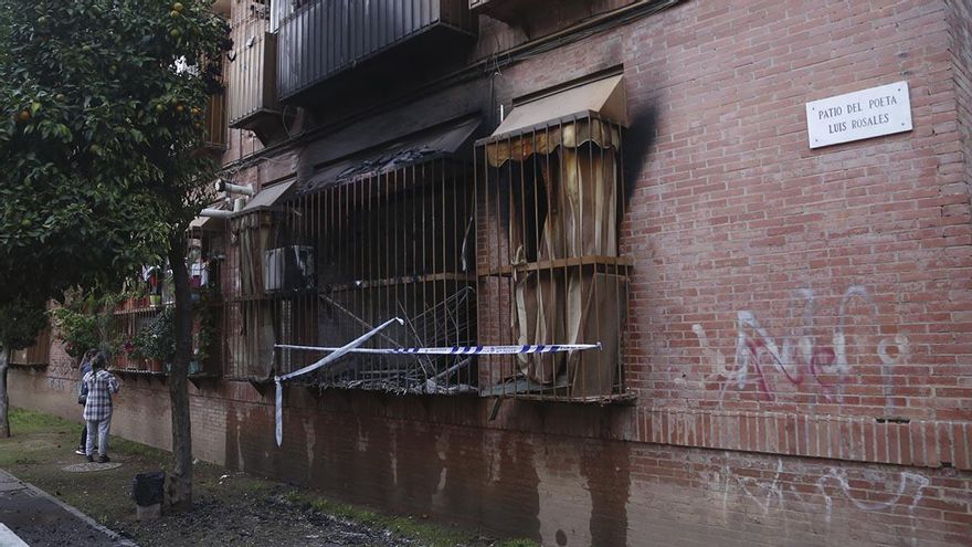 Fallece un hombre en el incendio de una vivienda en Las Moreras