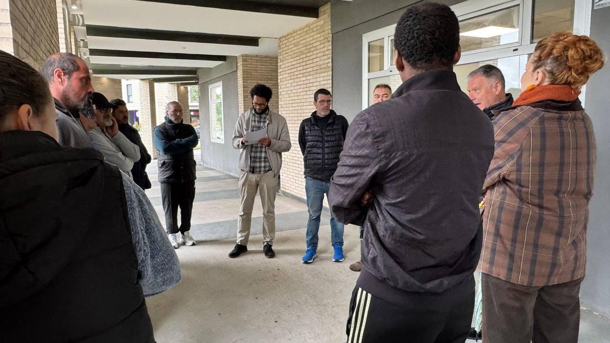 IU denuncia presiones a los inquilinos de las 107 viviendas de alquiler asequible vendidas a un fondo buitre en Santander