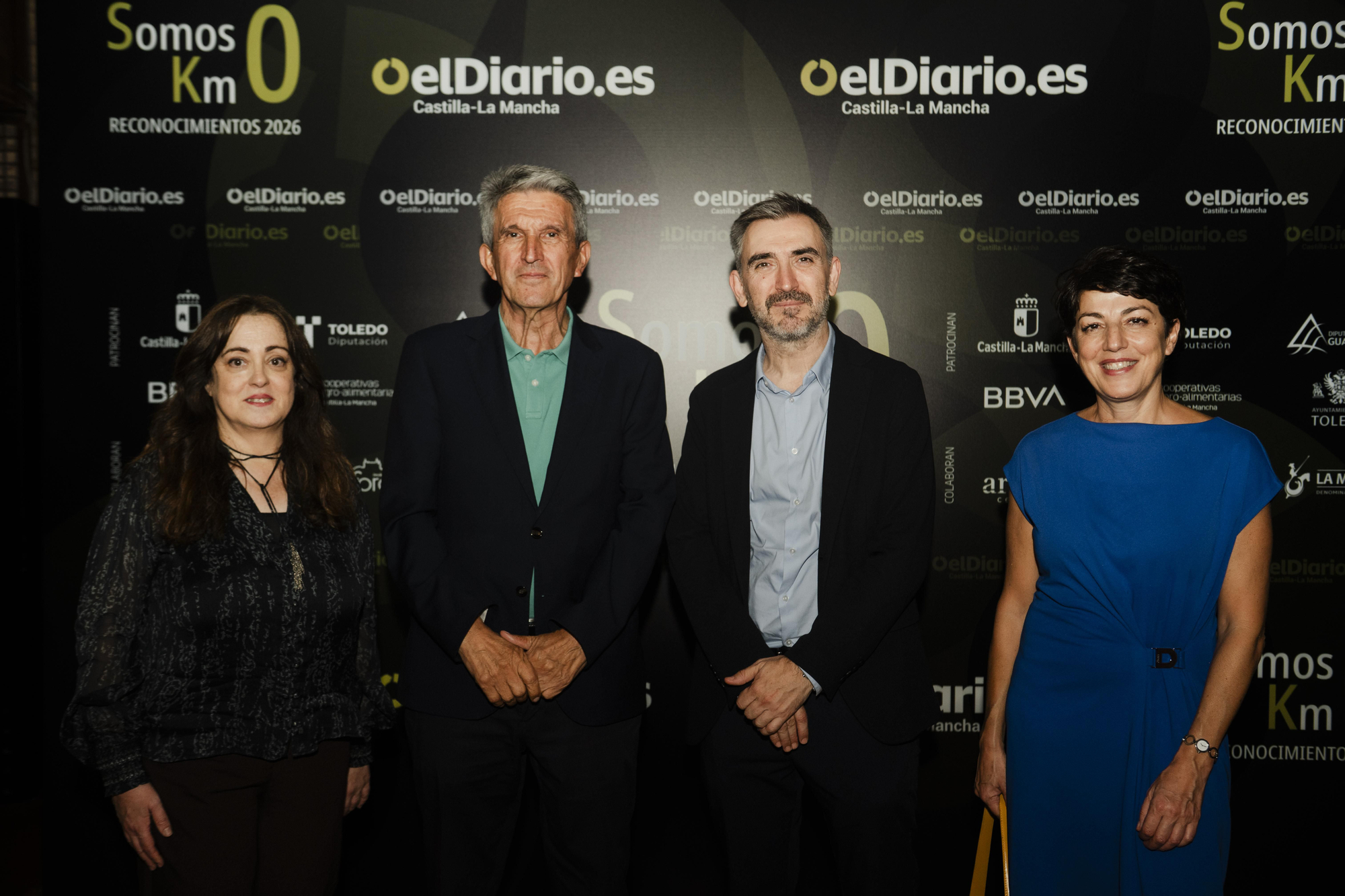 El segundo por la izquierda, el delegado del Gobierno en Castilla-La Mancha, José Pablo Sabrido; junto a Carmen Bachiller, Ignacio Escolar y Rosalía Lloret