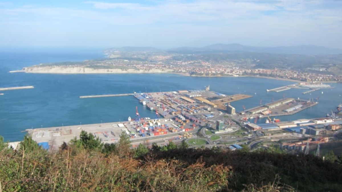 Competencia multa a ATAP, a Cecotrans y a TPS por prácticas anticompetitivas en el Puerto de Bilbao