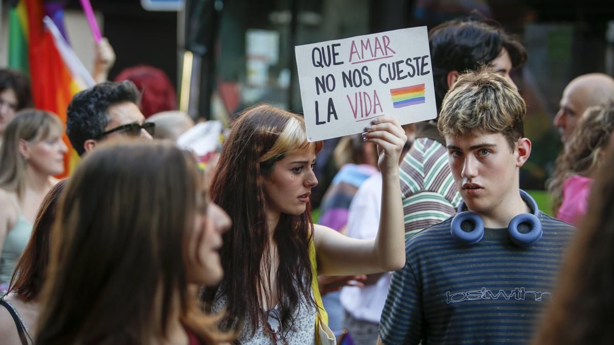 Marcha del Orgullo convocada por la Plataforma Córdoba por la Diversidad