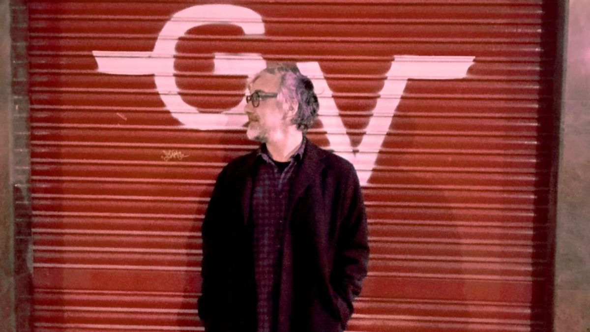 Alfonso García-Villalba, escritor: "Nuestra realidad es puro delirio"