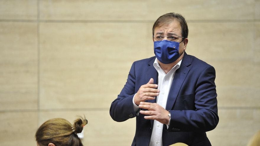 Guillermo Fernández Vara en la Asamblea.