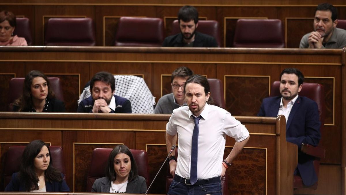 La portavoz de Unidos Podemos, Irene Montero, durante un momento de la sesión de control al Gobierno.