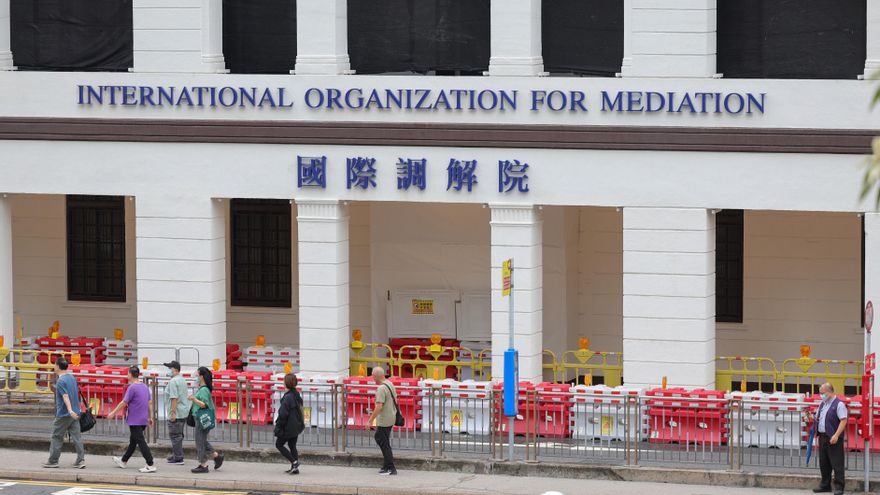 China promete dar voz al 'sur global' al inaugurar centro resolución disputas en Hong Kong