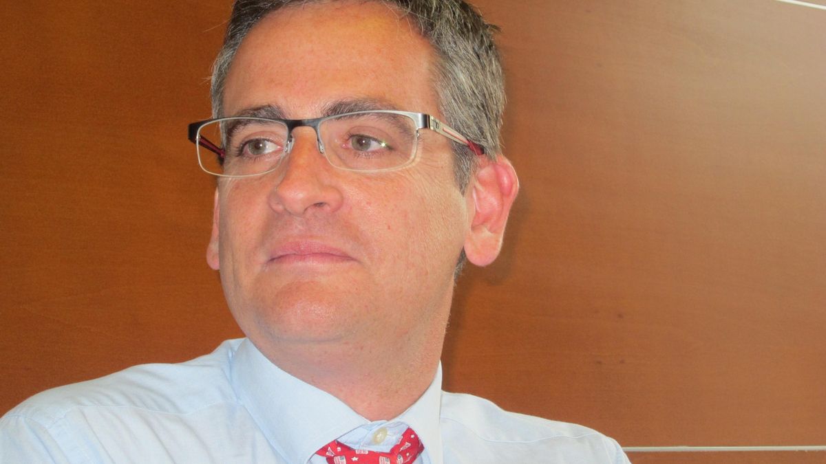 Basagoiti cree que, tras "decaer" el terrorismo, el PP vasco tiene que "actualizar sus planteamientos"