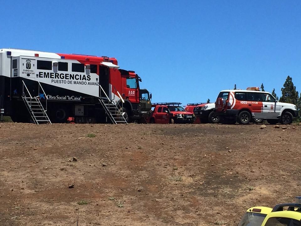 Efectivos de emergencias en el incendio declarado en Gran Canaria