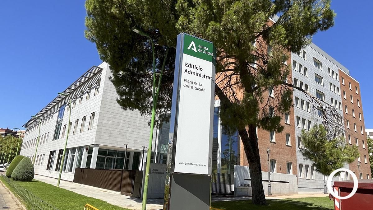 La Junta asegura que revisará los expedientes en los que trabajó el inspector condenado
