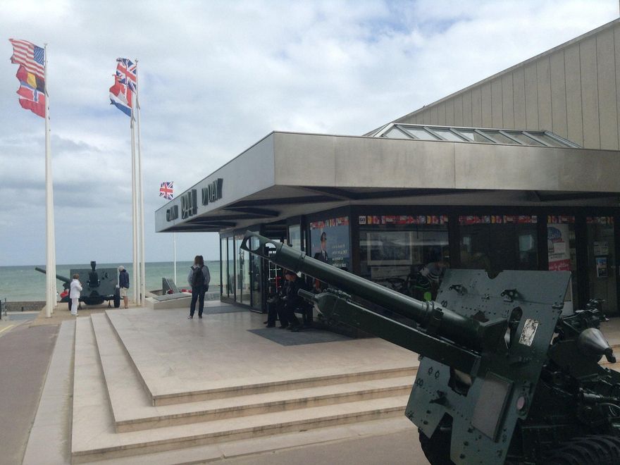 El museo más completo sobre el Día 'D' está en Arromanches les Bains.
