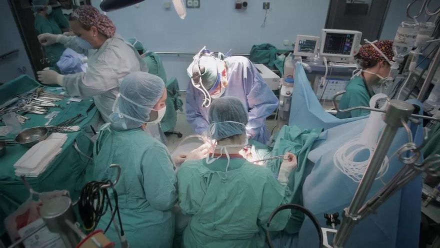 Andalucía, farolillo rojo en el gasto sanitario público por habitante: 300 euros menos que la media en España