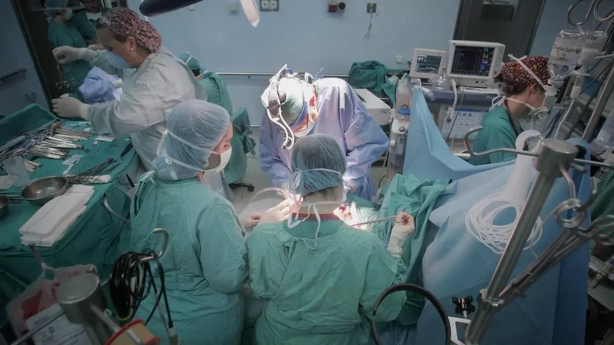Andalucía, farolillo rojo en el gasto sanitario público por habitante: 300 euros menos que la media en España