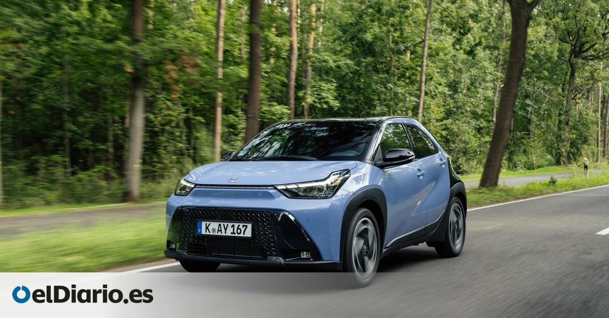 El nuevo Toyota Aygo X Cross Hybrid es el primer híbrido completo de su categoría