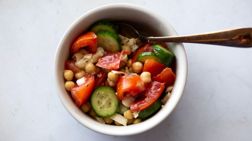 Legumbres también en verano: cinco recetas sencillas y muy fresquitas para incluirlas en nuestros platos