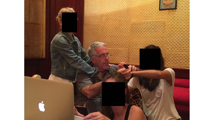 New footage of Epstein waiting for Trump to declassify files: messages about 18-year-old girls and photos with Bill Gates and Chomsky