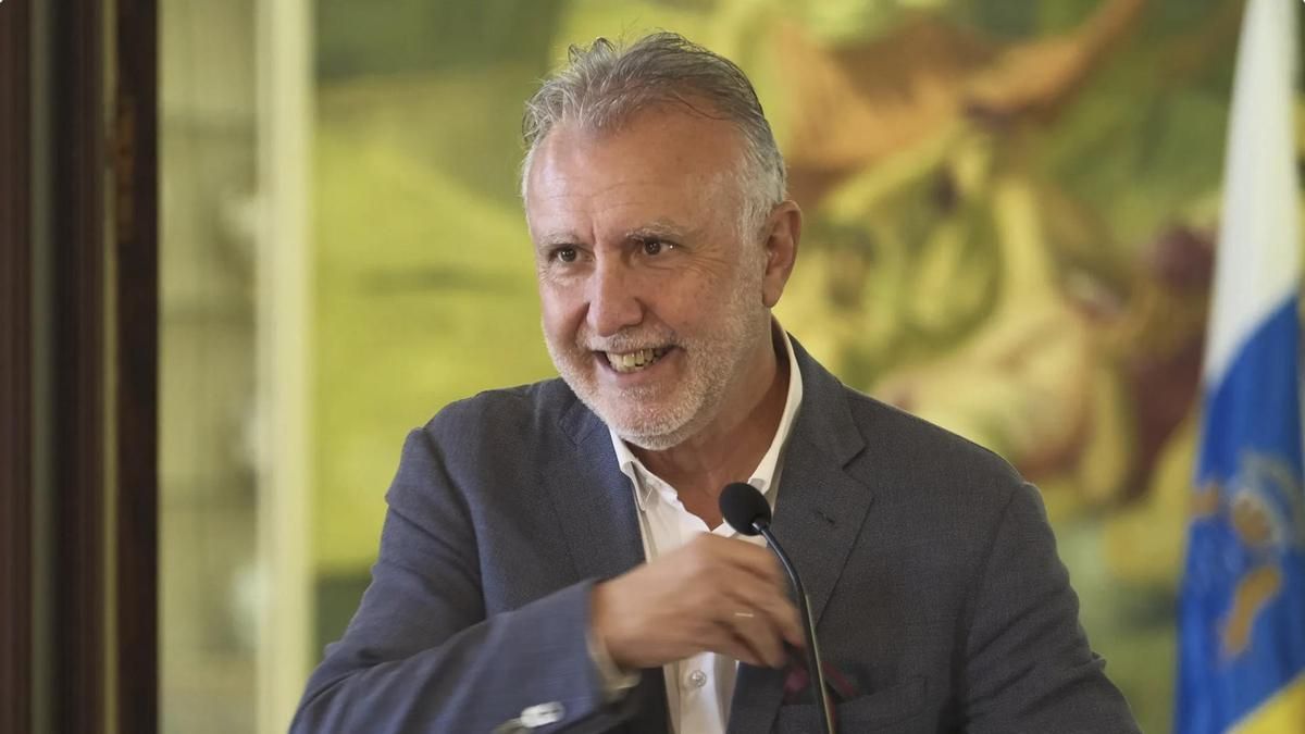 Ángel Víctor Torres, el oficio de gobernar en tiempos de crisis