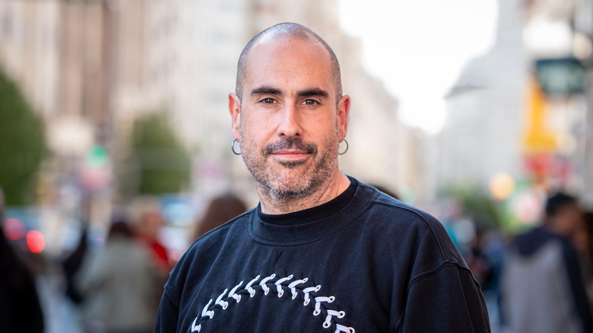 Alberto Velasco, bailarín: "Hay una ausencia total de referentes de cuerpos gordos"