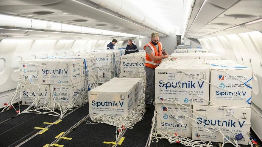 Llegó otro vuelo con 500.000 Sputnik V y Argentina supera las 12 millones de dosis