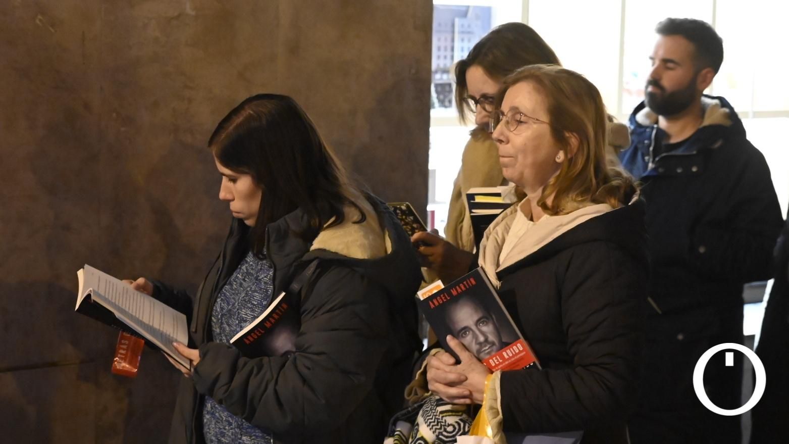 Firma de libros de Ángel Martín en Córdoba