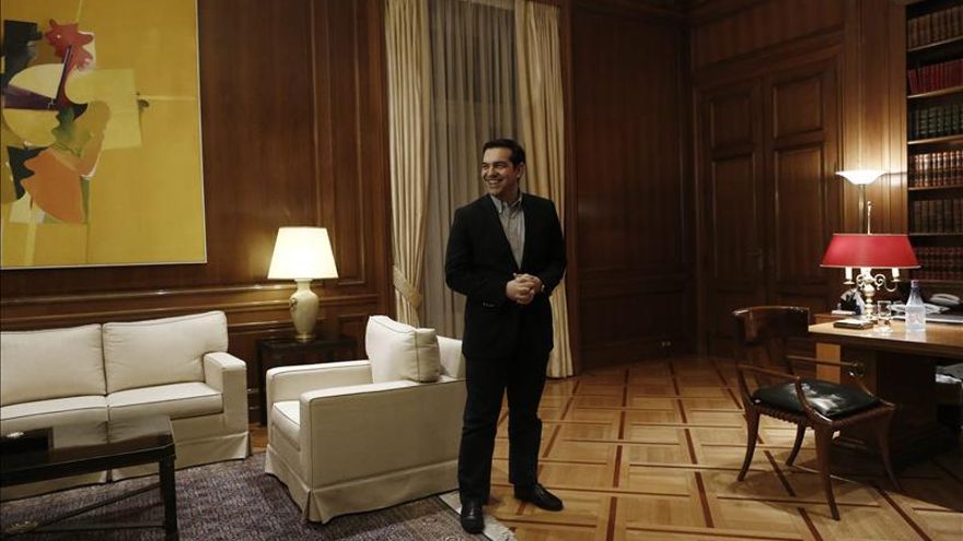 Tsipras subraya que la reubicación de refugiados debe hacerse desde Turquía